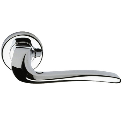 M Marcus Sorrento Capri Door Handles On Round Rose, Polished Chrome - SC-4262-PC (sold in pairs) POLISHED CHROME