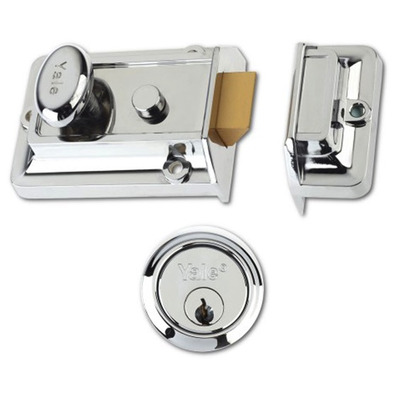 Yale 77 Non-Deadlocking Traditional Nightlatch, Polished Chrome - L11720 STANDARD 60mm (WITH POLISHED CHROME CYLINDER)