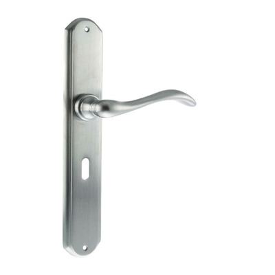Atlantic Forme Valence Solid Brass Designer Door Handles On Backplate, Satin Chrome - FBP138KSC (sold in pairs) LOCK (WITH KEYHOLE)
