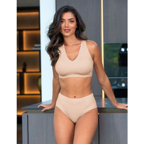 Pour Moi Off Duty Deep Brief - Oyster