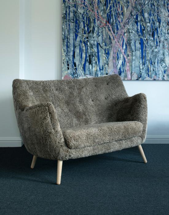 Poet Sofa In Skandilock Sheepskin