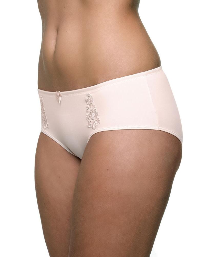 Straight from Heaven, After Eden has created a delicate and feminine brief that is sure to be the addition of class you were looking for in your day to day. A perfect match for any outfit the beautiful floral embroidery gives this item a truly unique look, while still maintaining the comfort a full rear coverage brief.  Delicate and feminine Floral embroidered panels Full rear coverage Composition: 88% &pipe; Elastane 12% Listed in UK sizes  46924-85877-1143017 0.2297 Nude Brief