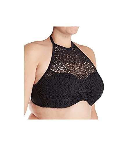 The Indie collection by Elomi amazes with its captivating styles and comfortable designs. This bikini top boasts an iconic Indie crochet panel creating a high-neck design and bringing subtle attention to your decolletage. The lightly padded cups shape your curves, while the hidden underwire and silicone-coated elastic at the back make sure that your bust is properly supported. Halter neck ties allow you to adapt this piece to your most comfortable fit. Traditional swimwear clip fastening at the back for ease of use.