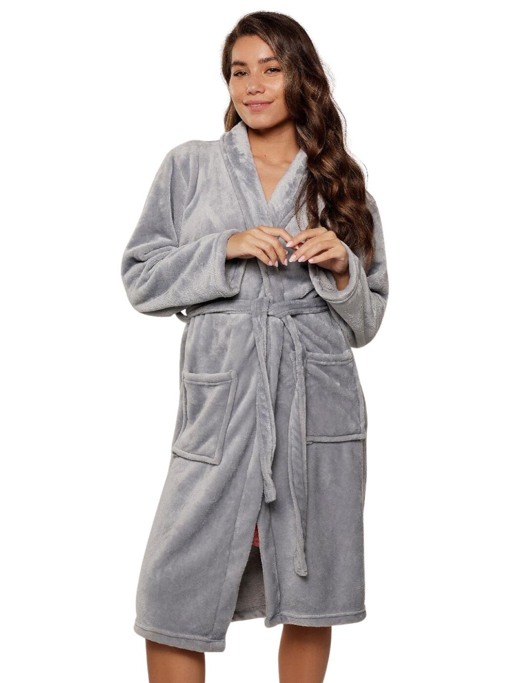 Wrap yourself in comforts this season such as the Lingadore bathrobe. This soft bathrobe is the epitome of cosy, with its fluffy snug fabric that will make you never want to take it off. With its tie around the waist, you can easily adjust the fit to your liking, ensuring maximum comfort and style. And let's not forget about the pockets on the sides, a practical and convenient addition for holding all your essentials while you unwind. Not only is this bathrobe designed for ultimate comfort, but it is also a fashion statement. Its knee-length design is both on-trend and flattering for all body types.