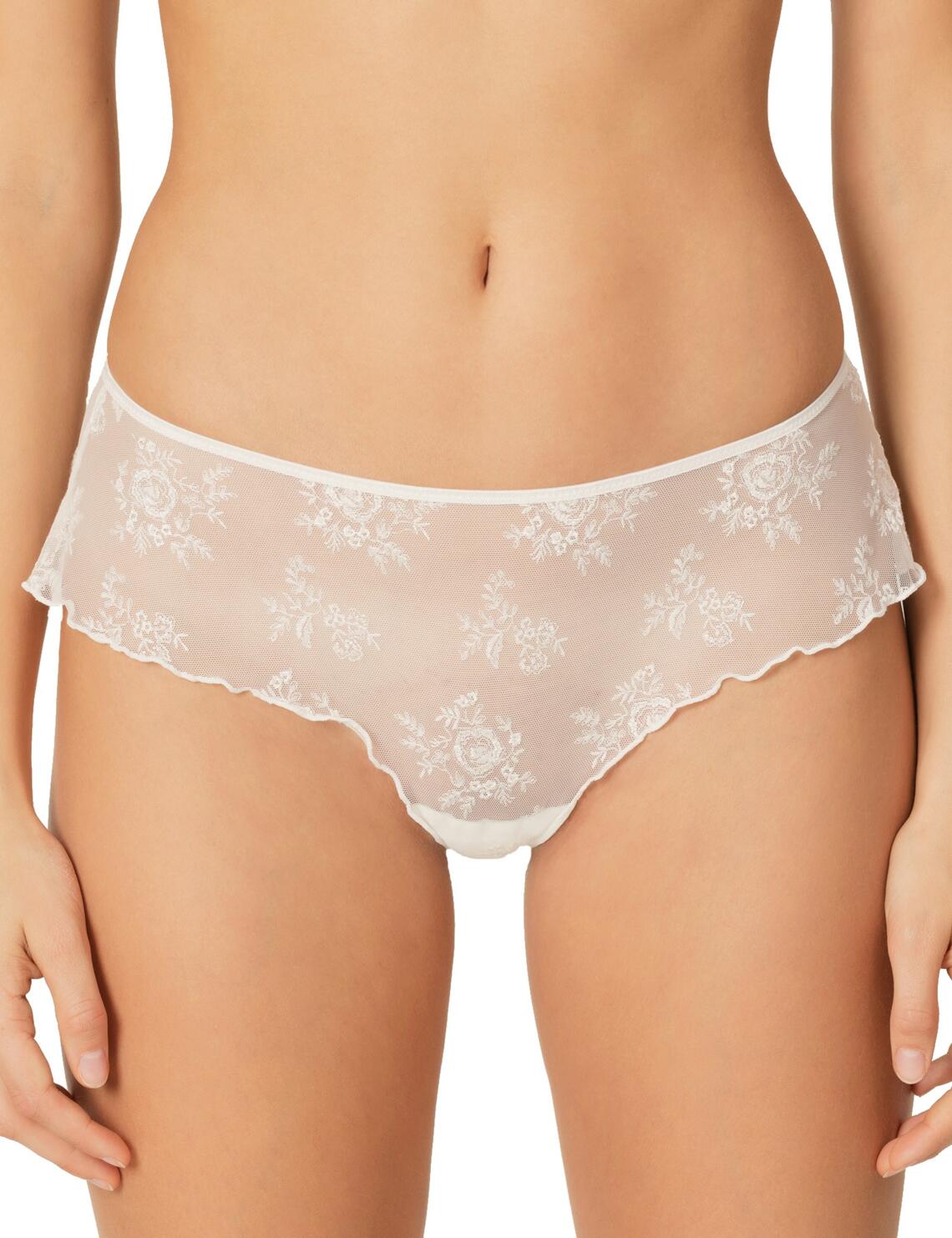 The Marie Jo Ray range is a luxurious collection of the highest quality. Perfect to wear with any clothing this really is a definite must have for any wardrobe. These hotpants are sexy and comfortable, while offering minimal rear coverage. The elegant detailing is truly unique, this is one to definitely not to miss out on! Pair with any of the matching co-ordinates for a complete look.  Minimal rear coverage Beautiful embroidery design Sexy and comfortable Cotton gusset for comfort and practicality Composition:- 5% CO &pipe; 18% EL &pipe; 50% PA &pipe; 27% PES Matching co-ordinates available  Listed in UK sizes  36988-67709 0502292 Hotpants