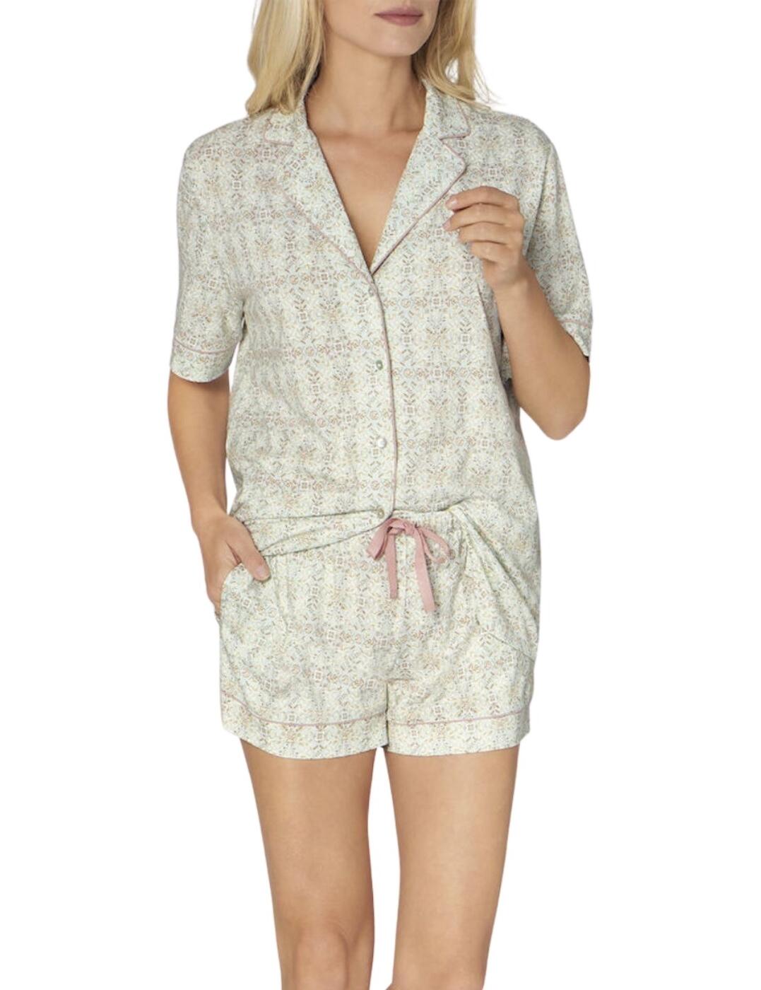 The perfect comfy loungewear pyjamas for all year round! This boyfriend pyjama set by Triumph is made from soft materials so you can lounge in comfort and get a blissful nights sleep. The PJ set features a button-up short-sleeve shirt and matching shorts. The whole set gives you good coverage while still feeling light and airy. The shorts are elasticated for the perfect fit.  Comfy PJ set Short sleeve shirt and matching shorts Elasticated waistband Good coverage Buttoned shirt Composition:- 50% Modal &pipe; 50% Cotton Listed in UK sizes  47025-86032-1147274  PJ Set