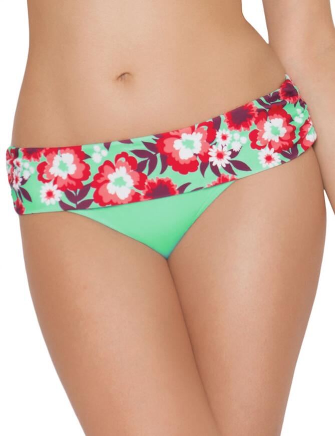 The Curvy Kate Alohafold brief is a great choice if you're looking for a brief with more coverage. The brief offers a folded band around the waistline for extra coverage and has a mid rise shape which offers moderate rear coverage.The Aloha range is decorated with a fusion of red tropical flowers upon a mint green base.  14987-31029-316679 CS3025 Seafoam