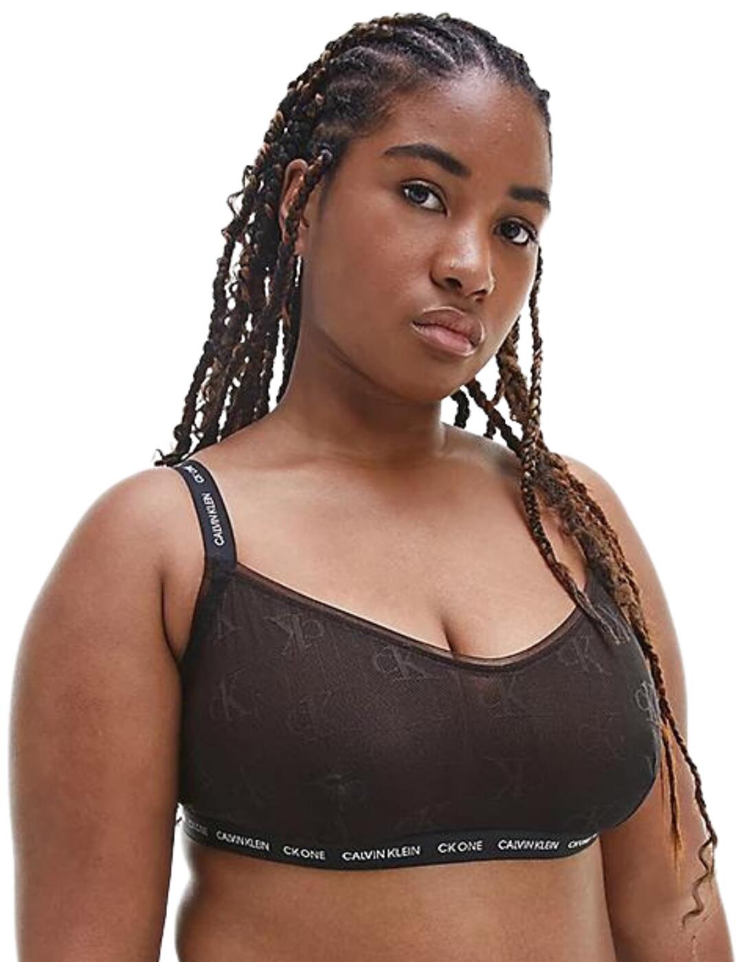 The CK One Logo Mesh collection by Calvin Klein gives the classics a sexy new look crafted from sheer nylon with iconic CK logo embroidery. This bralette boasts an elasticated band that comfortably supports your bust without underwiring, giving you a natural shape and feel. Adjustable shoulder straps can be worn as a cross-back which will offer additional support and a natural lift. The soft mesh fabric is breathable and offers light support making it ideal for daily wear.  Lightweight and breathable mesh fabric Unlined and wireless Elasticated band for support Adjustable and convertible shoulder straps Hook and eye closure CK branding Country of origin: Sri Lanka Composition: 73% Recycled Nylon/Polyamide &pipe; 15% Polyamide &pipe; 12% Elastane Listed in UK sizes  55041-98138-1280461 000QF6855E Bralette