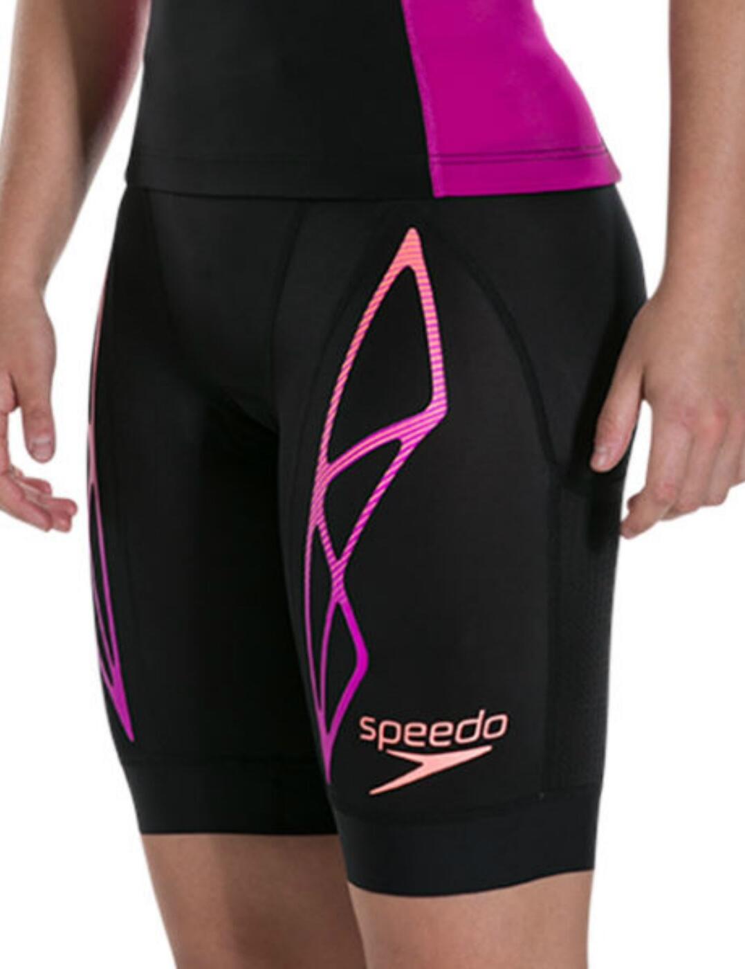 Featuring a smooth feeling integrated bra for a comfortable fit and feel, this fastskin short offers full coverage. The fastskin is manufactured from soft, lightweight materials designed to optimise performance. The short is tight fitting, finished in a beautiful, contrasting block colour design. This chlorine resistant fastskin is a perfect choice for all swimming enthusiasts.  Feminine design Stunning block colours Streamlined design Full coverage for modesty Soft, smooth feeling materials for comfort and flexibility Chlorine resistant materials Lightweight to enhance performance Composition:- 79% Nylon &pipe; 21% Elastane Listed in UK sizes  *All Speedo swim-skins are listed in specialist UK Speedo sizes* 40556-74189 811426C148 Short