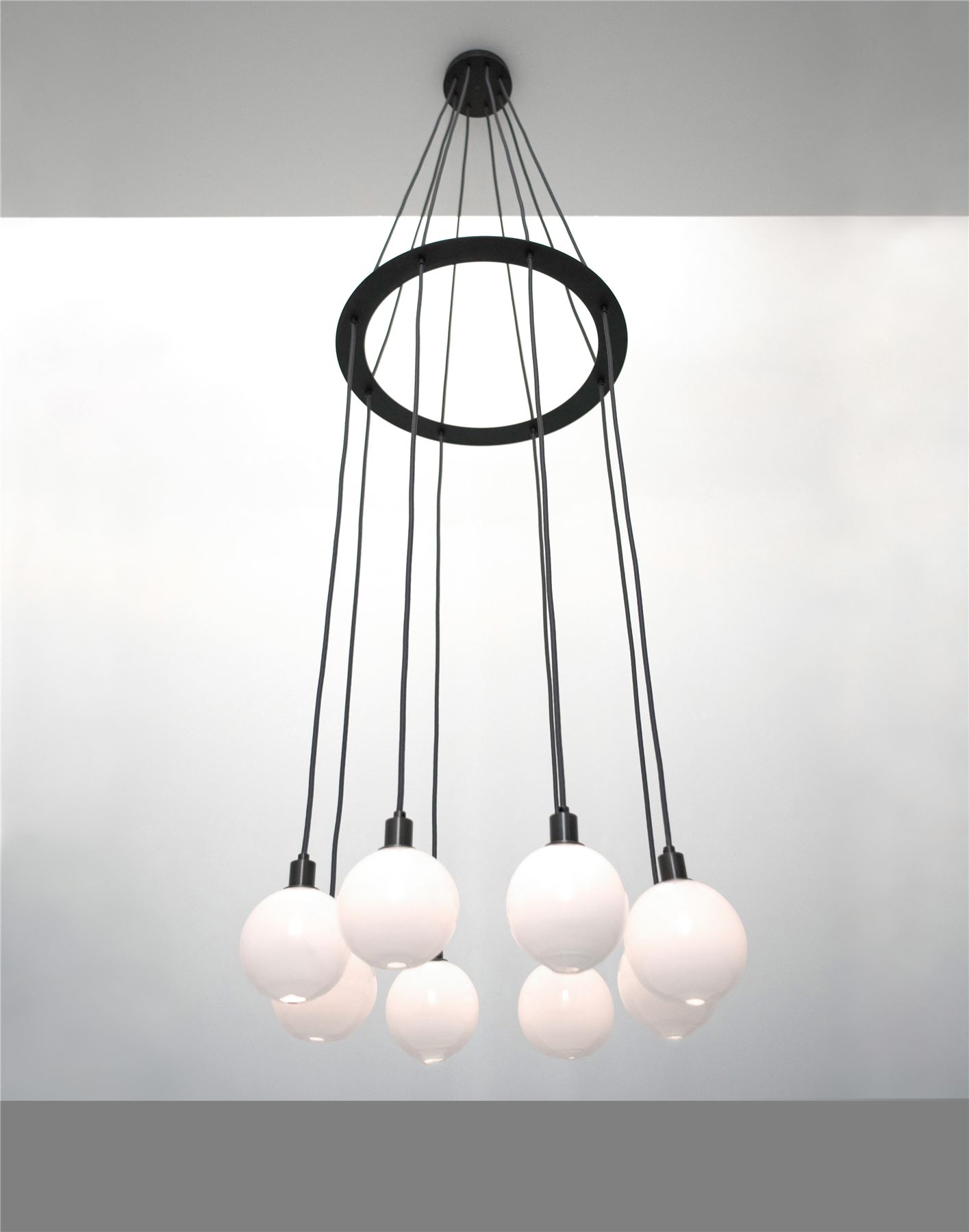 Drape Circle Chandelier 8 Chandelier Brushed Brass Transparent Olivin Blue