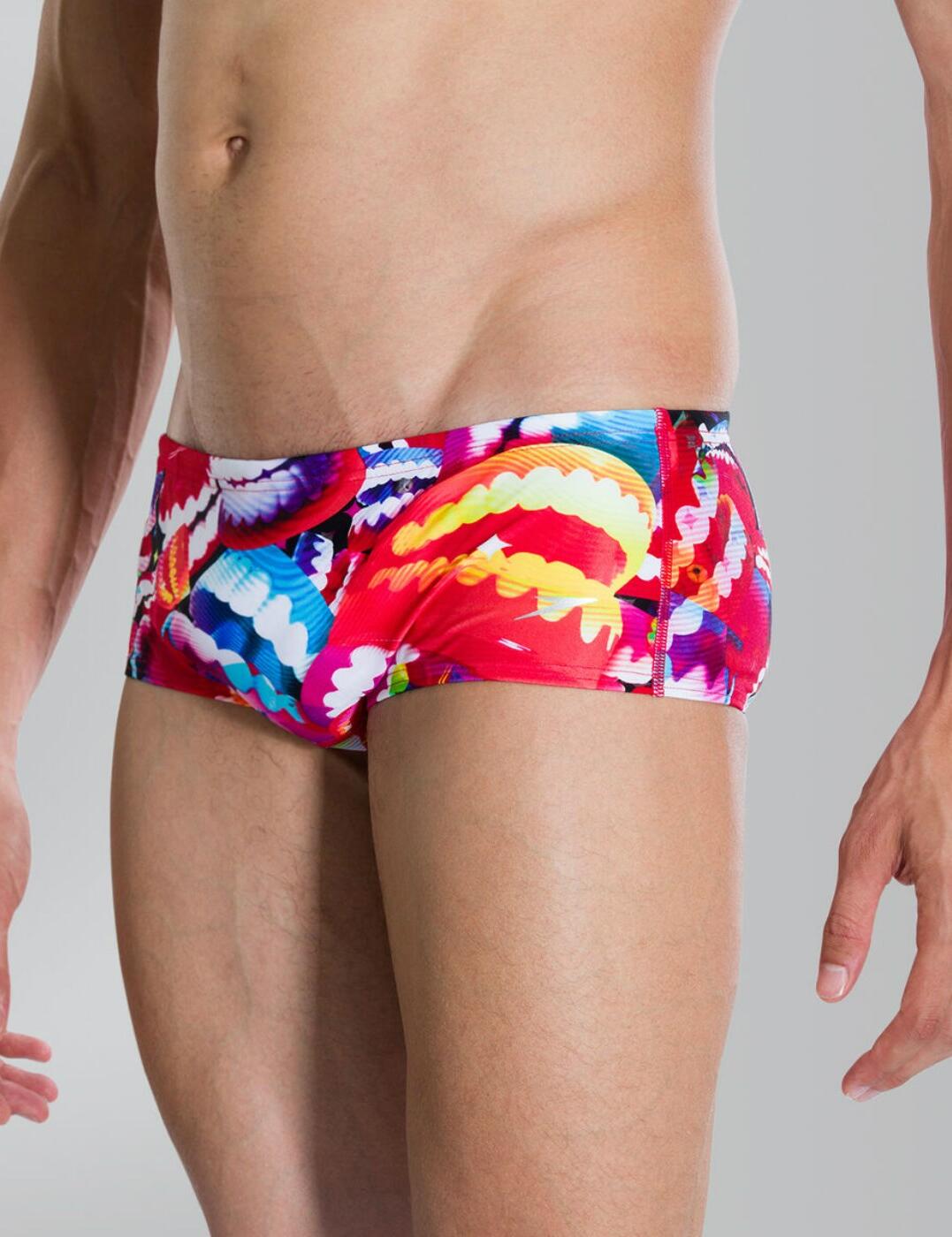 Stand out in the pool with our striking Speedo Digi 14cm men’s competition briefs, featuring a longer length and eye-catching digital print design. These are 100% chlorine resistant for long lasting colour, the fast drying material will help with transporting and allowing reuse soon after washing. These swim shorts have high flexibility which fit the body perfectly like a second skin.  Drawstring waist for an adjustable and secure fit UPF 50+ sun protection 100% chlorine resistant Composition: 100% Polyester Listed in UK sizes  40993-75014 802587C179 Mens Swim Short