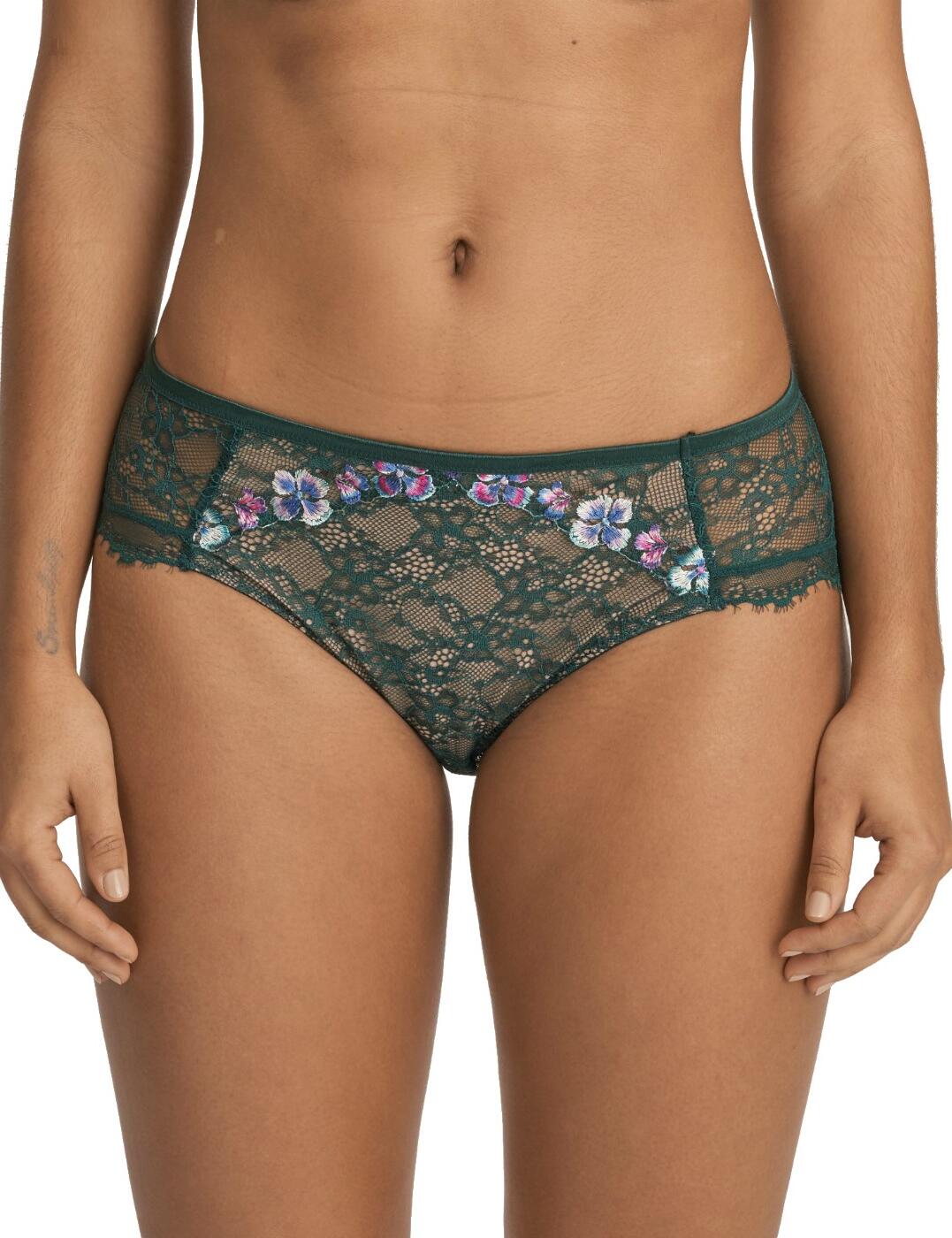 All the comfort and elegance of a classic Prima Donna full brief! The stunning new Baboushka range offers a comfortable and contemporary fit, crafted from super soft fabric and adorned in a lace overlay and floral embroidery. Pair with any of the Baboushka for a complete look.  Glamorous and sumptuous, feminine design Looks sensational under clothes Offers great rear coverage Comfortable and contemporary fit and feel Easy to wear Matching items available Composition:- Polyamide 77% &pipe; Elastane 19% &pipe; Polyester 1% &pipe; Cotton 3% Listed in UK sizes  41032-75064-997965 562950 Rio Briefs