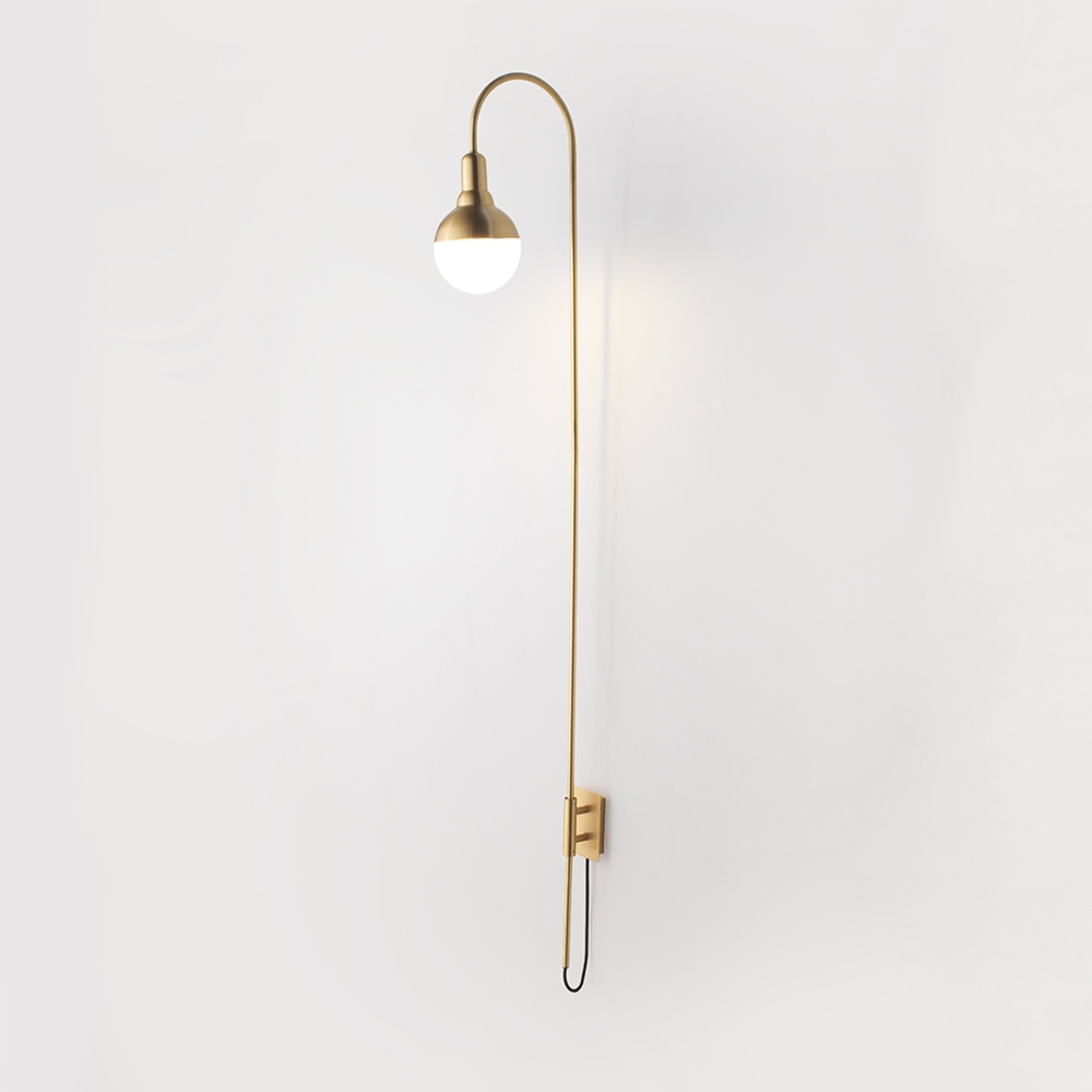 Helmet Curve Wall Light Matt Brass Clear Bulb