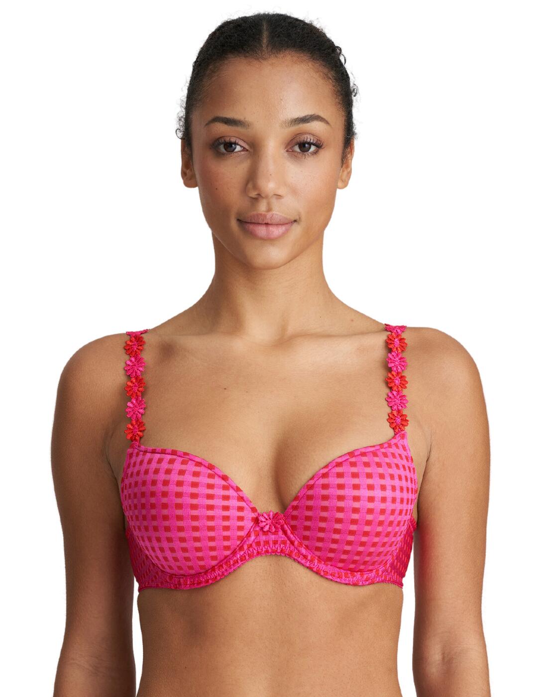 Transform your décolletage with the Marie Jo Avero push up bra. Designed to enhance your natural shape and curves, this beautiful style is perfect for adding a touch of luxury to your lingerie drawer. Crafted with vibrant colours in a checked print, it features an on-trend sweetheart neckline to flatter and show off your bust. The underwired design provides support and comfort while the padded cups offer a flattering rounded silhouette. The delicate embroidered floral detailing lines the straps and adorns the centre front for feminine appeal. Shoulder straps are adjustable providing a custom fit while the hook and eye fastening offers additional security. Complete the look with coordinating briefs from our Avero collection for effortless style.  Push up bra Sweetheart neckline Vibrant checked print Underwired for support Padded for flattering rounded shape Flowers lining the straps Flower detail on centre front Adjustable shoulder straps Hook and eye fastening Matching coordinates available Country of origin: Tunisia Composition: 83% Polyester &pipe; 13% Polyamide &pipe; 4% Elastane Listed in UK sizes  61063-106023-1398144 0200417 Push Up Bra