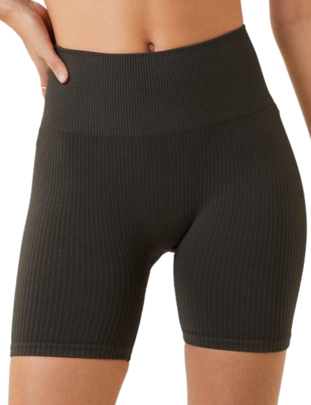 Feel stunning this season with the chic STHLM collection from Bjorn Borg. These gorgeous shorts are the ideal yoga partner, featuring a breathable, flexible design that is guaranteed to be comfortable during even the most intense workout session. Cut to a high-rise waist that flatters your silhouette with a mid-calf length for a more modest fit. This piece is crafted from quick-drying recycled polyester that is perfect for any activity level and promises a breathable experience. Features the signature Bjorn Borg logo on the back for a cute look that exudes pure style.  Minimalist and chic Ribbed material Quick-drying Breathable High-rise waist Mid-calf length Signature label on back Perfect for all activity levels Country of origin: Turkey Composition: 80% Recycled Polyester &pipe; 12% Polyamide &pipe; 8% Elastane Listed in UK sizes  56129-99689-1312621 10000572 Shorts