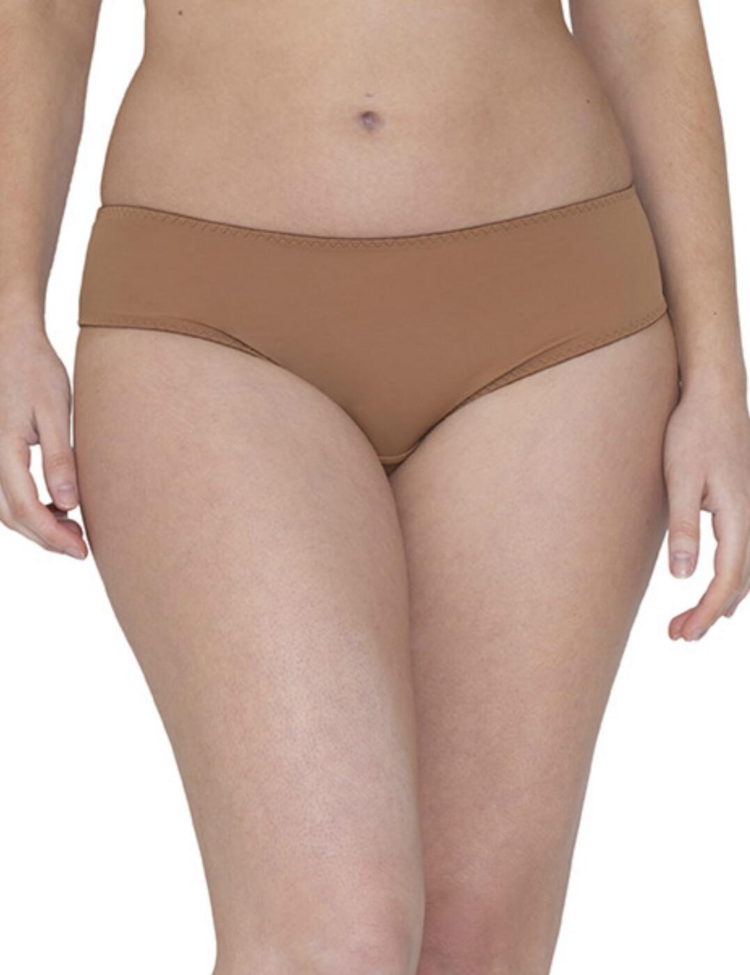 The Curvy Kate Luxe range is made with a smooth fabric so it can be worn and hidden under any outfit and is designed with a two-tone pinstripe. The short offers excellent rear coverage and a comfortable fit. Pair this classic and gorgeous short with the matching bra from the same range for a stunning look and feel!  Sexy shape designed to boost confidence Full, flattering microfibre hipster brief Offers great rear coverage Soft and high-quality fabric Perfect for everyday wear Composition: 87% Polyamide, 13% Elastane Gusset Liner: 100% Cotton Listed in UK sizes  41768-76459-1014459 CK017215 Short Brief