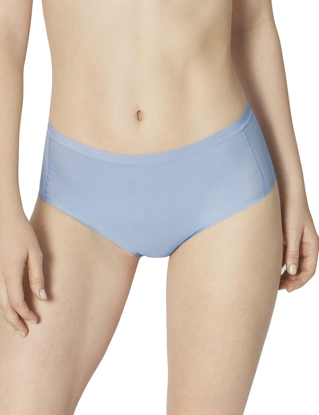 Feel and look amazing in the new Smart Micro maxi plus brief by Triumph! This brief are designed to offer a truly stunning shape! Combining a comfortable and contemporary fit with simplistic and pretty, feminine styling, this brief is the everyday essential! This range is a wardrobe classic you'll love due to the smooth microfibres and a seamless finish that feel perfect on the skin.  Chic and pretty, feminine design Looks sensational under any outfit - smooth shape! Offering a classic fit Seamless finish on the waistband Lightly elasticated band at the waistband for an individual fit Comfortable and contemporary fit and feel Listed in UK sizes  41941-76778-1018456 10202453 Maxi Brief