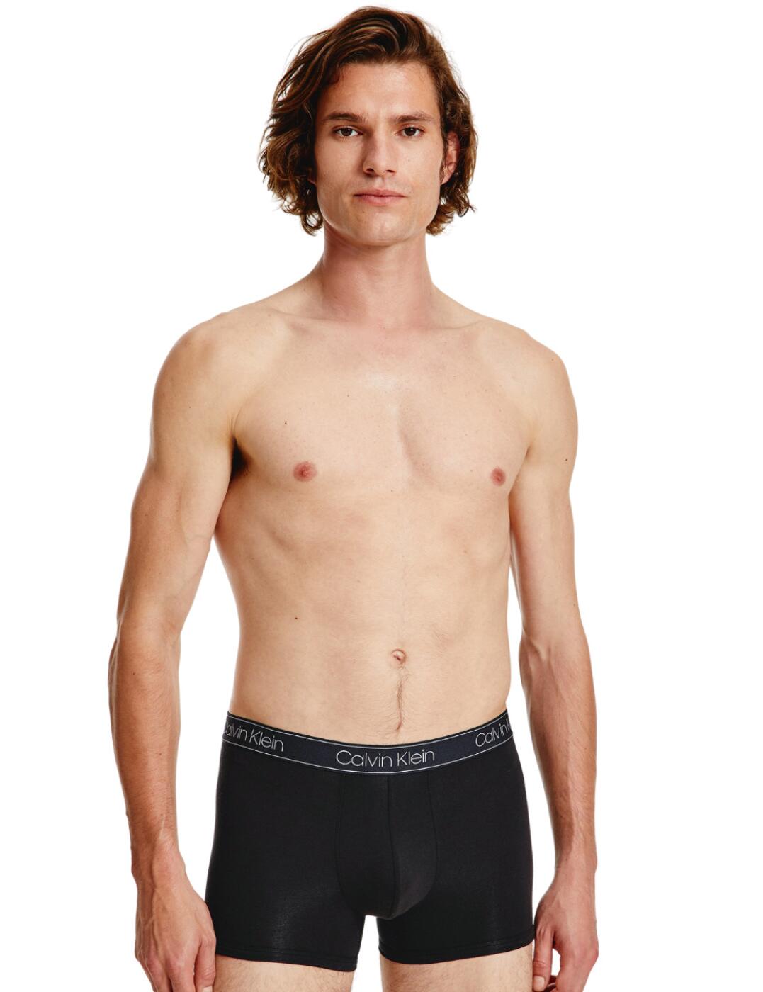 These Calvin Klein trunks are a timeless classic, perfect for everyday wear that is essential for everyone's underwear drawer. From the Essential Calvin collection, these trunks cry out style and class. The classic trunk design provides the utmost comfort with a slim fit, this creates a seamless finish under clothes.  Soft, stretchy fabrics Medium-rise waist Calvin Klein's signature elastic waistband Country of origin: India Composition: 53% Cotton &pipe; 35% Modal &pipe; 12 % Elastane Listed in UK sizes  57173-101060-1310509 000NB2864A Men's Trunks