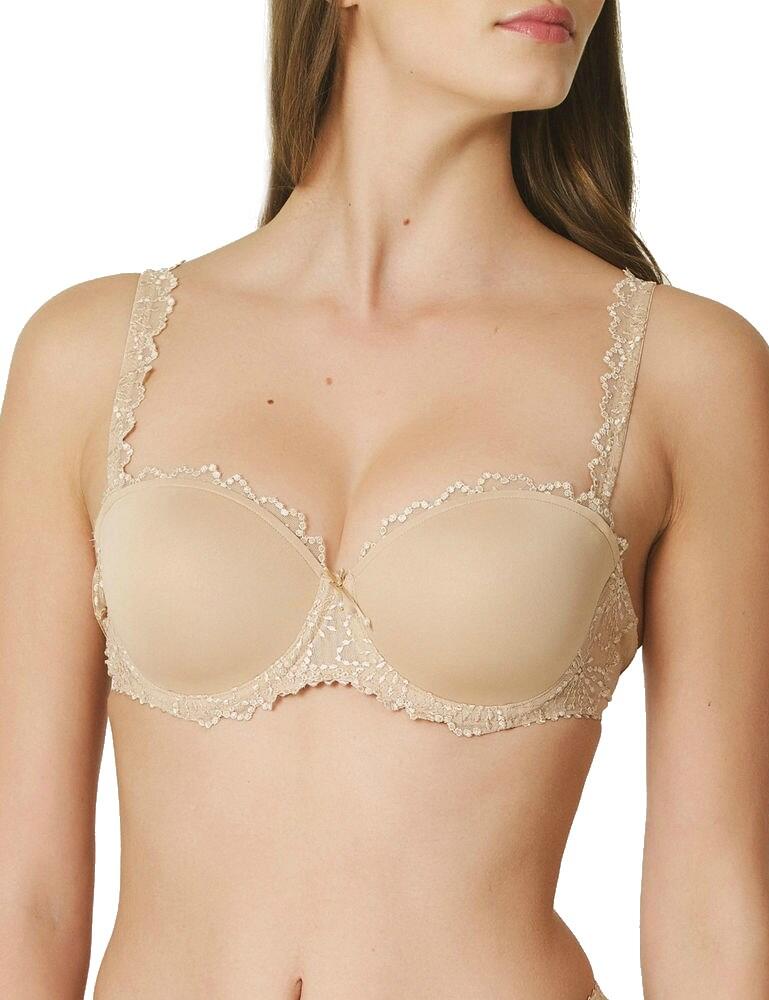 Look stylish, with or without straps, in this padded strapless bra from the jane range by Marie Jo. An extra touch of elegance is added to this bra thanks to the sophisticated embroidery lining. The smooth bra does not create any lines under clothing! Underwired cups offer extra support whilst the padding in the cups provide you with a great shape to make you feel your best. The decorative adjustable straps, which you can remove, offer a personalized fit. Pair with matching coordinates from the Jane range to complete this look.  Stylish and elegant Sophisticated embroidery Smooth bra No visible lines under clothing Underwired cups Padded cups Adjustable and removable straps Decorative straps Matching coordinates available Composition: 53% Polyester &pipe; 35% Polyamide &pipe; 12% Elastane Listed in UK Sizes  42968-78501-1046369 0101338  Padded Strapless Bra