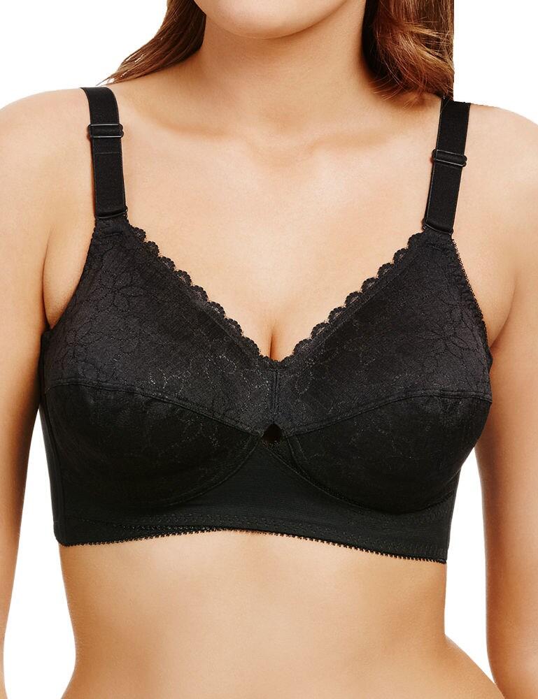 Support yourself the comfortable way with Berlei's Classic non-wired support bra. Despite the absence of underwiring, this bra lives up to its name by offering firm support through an under-bust band. Unique cross over cradle moves with the body, offering comfort and support. The cups on this bra are non-padded for a natural look and feel, and the straps are adjustable for optimum fit and security. This bra secures at the rear with a traditional hook and eye closure.  Simplistic and elegant design Comfortable fit Non-wired design Non-padded cups Berlei cross-over cradle offer freedom of movement Great support Elongated, longline design Hook and eye fastening Fully adjustable straps Composition: 85% Polyamide &pipe; 15% Elastane Listed in UK sizes  43247-79232-1061964 B510 Non Wired Bra