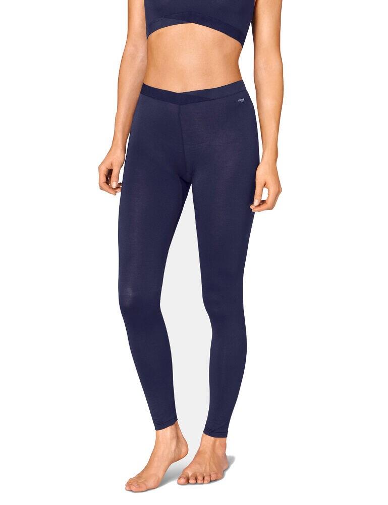 The Ever Balance range is designed to keep your temperature just right with the addition of signature Sloggi comfort. These full-length leggings are a true blend of form and function. Featuring a super soft and stretchy fabric, allowing for a perfect fit to a variety of body shapes. The Paraffin wax microcapsules within the fabric absorb and release heat to keep you at the perfect temperature at all times. These practical leggings are a must-have.  Sleek and practical design Thermoregulating properties Super stretchy fit Soft fabric with a subtle sheen Matching coordinates available Composition: 58% Viscose &pipe; 35% Polyester &pipe; 7% Elastane Listed in UK sizes  43529-79985 10198013 Leggings