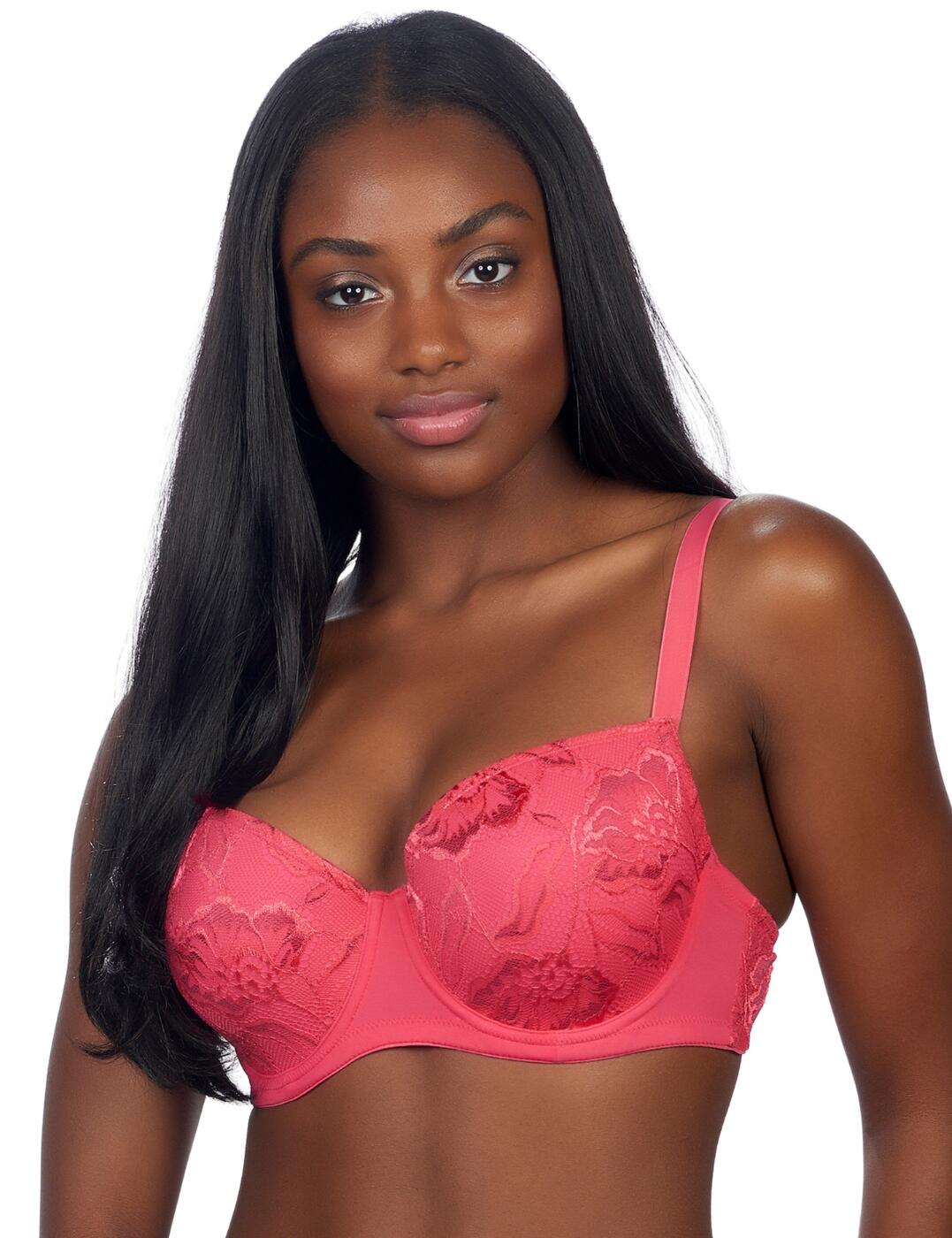 The Anna range by After Eden offers everyday lingerie with luxurious lace details in timeless and comfortable lingerie. The padded cups uplift the cleavage and the underwiring offers added support. Adjustable straps allow for a perfect individual fit. Matching lingerie is available from the Anna collection for a complete sexy style.  Flirty floral lace Balcony shape Uplifting padded cups Hook and eye closure Adjustable straps Hand wash only Country of origin: Bangladesh Composition: 85% Polyamide &pipe; 15% Elastane Listed in UK sizes  52589-94558-1240369 20.19.5165 Padded Bra