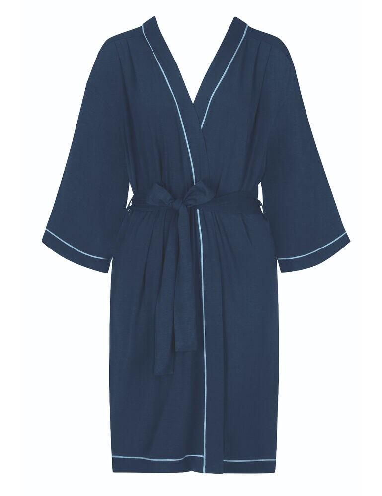 Lounge in luxury wearing the Amourette Spotlight Robe by Triumph! Crafted from soft and silky fabrics that feel luxurious against your skin. Perfect to throw on for lounging on the sofa. This wonderful robe is exactly what you need to add a touch of class to your lingerie drawer!  Elegant and feminine design Short, loose cut Super-soft and pleasant materials Features a tie at the waist for a secure, flattering fit Long sleeves Composition:- 95% Viscose &pipe; 5% Elastane Listed in UK sizes  43988-80944-1096840 10194964  Robe