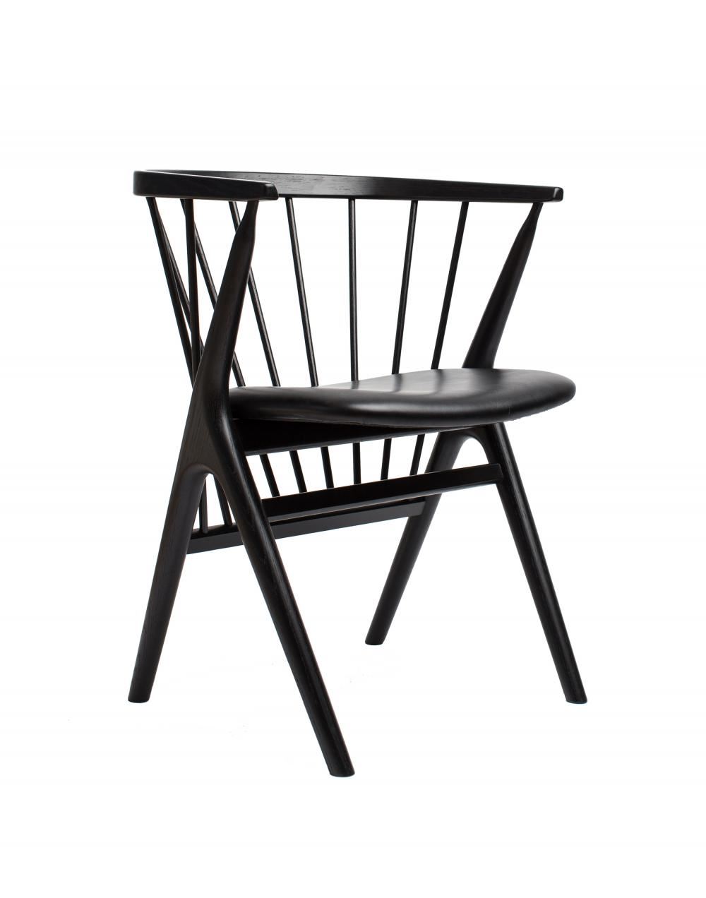 No 8 Dining Chair Black Oak Black Leather Solid