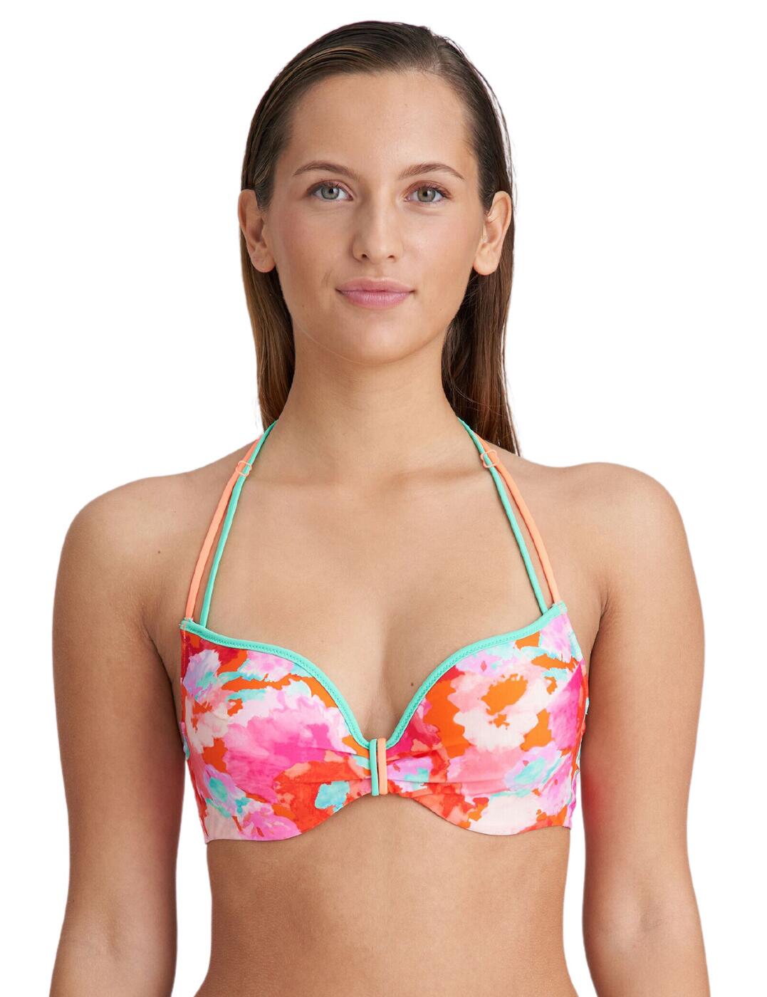 Take your season wardrobe up a level with the Marie Jo Apollonis padded heartshape bikini top. Expertly crafted with luxurious fabric, it features padded cups and a heartshape style, creating a flattering shape. The gorgeous neckline enhances the design, ensuring you can show off your curves confidently and stylishly. The smooth design is highlighted by the fun and bright print as well as the banded centre front detail, adding character to the design. Featuring matching double spaghetti straps and a metallic gold clasp fastening, this bikini top offers the perfect fit. The adjustable straps mean you can adjust it for your ideal level of comfort. Complete the chic look with the matching swimwear coordinates. Enjoy the luxury look this season!
