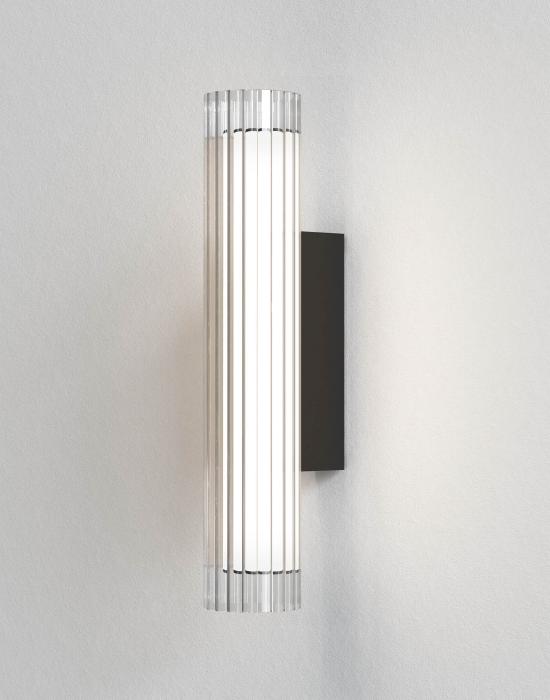 Io Bathroom Wall Light