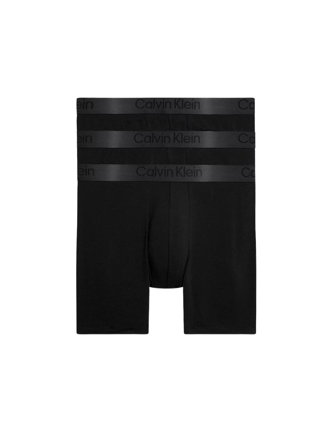 Whether you're lazing around the house or simply need to update your underwear drawer, you can do no better than the Calvin Klein Mens CK Black boxer brief 3 pack. Crafted from a comfortable microfibre jersey, these trunks are designed to provide more coverage on the legs and the medium-rise waist, ensures that they not only look great but feel comfortable all day long. The classic elasticated waistband is iconic of the Calvin Klein brand, ensuring you look stylish even while lounging on the sofa. Perfect for everyday use, this 3 pack of trunks is a wardrobe essential for all gentlemen. Be comfortable while also looking your best with the Calvin Klein Mens CK Black boxer brief 3 pack.  3 pack of trunks Soft breathable fabric More coverage on the legs Medium rise waist Crafted from microfibre jersey Perfect for everyday Iconic Calvin Klein elasticated waistband Country of origin: Vietnam Composition: 64% Tencel Lyocell &pipe; 28% Polyester &pipe; 8% Elastane Listed in UK sizes  62913-108345-1437427 000NB3652A Men's Brief