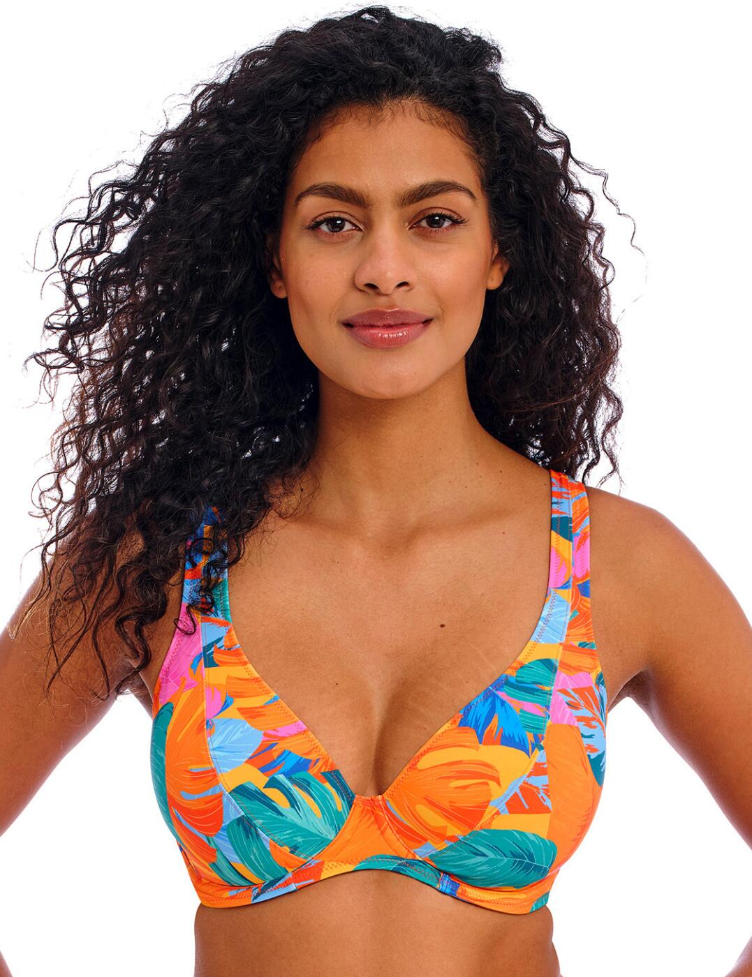 Add a tropical touch to your swimwear wardrobe this season with the high-apex bikini top found in the Aloha Coast collection by Freya. Featuring a plunging neckline that allows you to show off your curves, this botanical leaf-printed bikini top is perfect for those hot trips away. The underwired, powernet-lined cups ensure a supportive fit for any beach activities and the j hook lets you alter the adjustable back straps. Fasten up with the back clasp and complete the look by choosing one of the bikini bottoms also available in the Aloha Coast range.  High apex bikini top Plunging neckline Bright botanical leaf design Underwired for support Non-padded for comfort Powernet lined cups for shape J-hook to convert to racerback Wide adjustable shoulder straps Classic back clasp closure Matching coordinates available Country of origin: Indonesia Composition: 80% Polyamide &pipe; 20% Elastane Listed in UK sizes  63236-108736-1444571 205213 Plunge Bikini Top