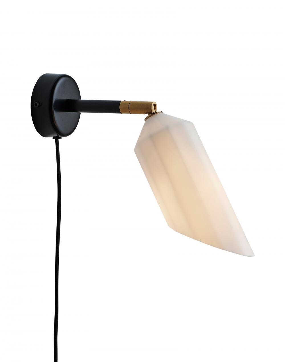 Le Klint Pliverre Wall Light