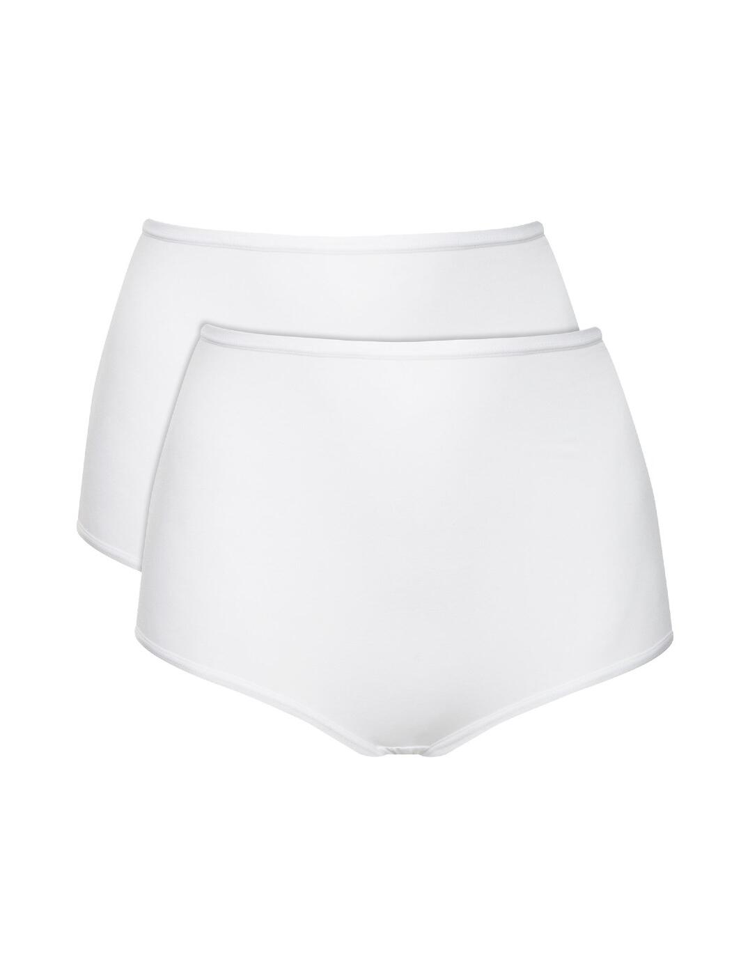 Made from ultra-soft, smooth fabric this maxi brief now comes as a 2 pack. The triumph touch of the cotton range will give you all-day comfort thanks to the soft lining and comfy fit. The waist sits quite high and is elasticated for a great fit that lasts.  2 pack comfy briefs Soft cotton lining High waist Elasticated waist and legs Wide sides Composition:- 91% Cotton &pipe; 9% Elastane Listed in UK sizes  47026-86035-1149400 10194635  Maxi Brief