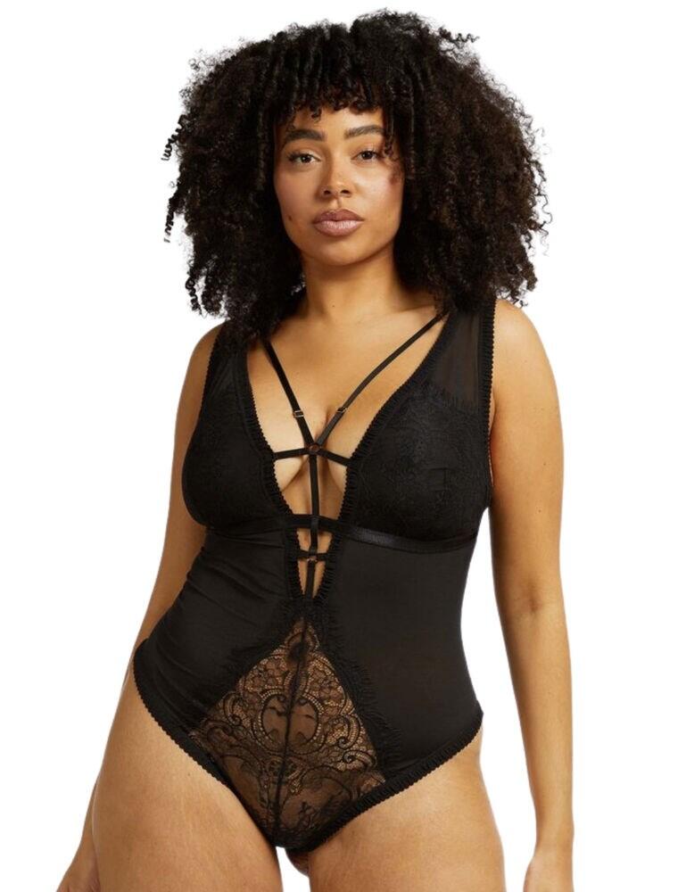 Gabi Fresh helps you find the powerful and confident goddess within you. The popular collaborative relationship between the body positive blogger and the harness lingerie expert Playful Promises is yet again delivering an astonishing piece. The Niamh deep plunge body features provocative lace along with sexy harnessing. Soft, wireless cups provide gentle support while the plunging neckline displays the girls perfectly. Niamh is complete with adjustable shoulder straps and rear hook and eye closure. To add to this already edgy look, a minimal rear coverage brings out the cheekiness in you.  Sexy and edgy design Mesh and lace combined with harness detailing Plunging neckline Adjustable shoulder straps Hook and eye closure Listed in UK sizes  47276-86335 PPG052 Sexy Body