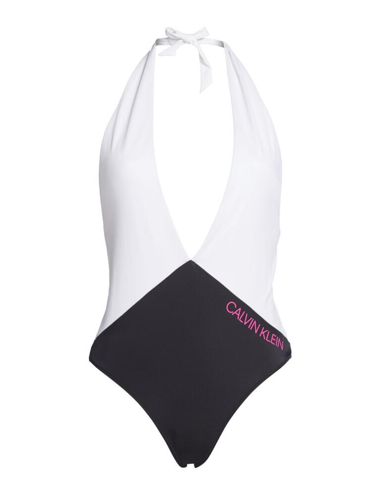 Calvin Klein is renown for its casual cool athleisure style, and the iconic brand incorporates this chic style into its swimwear line. This risqué swimsuit has an extreme deep plunging neckline for a sexy revealing cleavage. The adjustable halterneck design creates a racy open back design for the ultimate minimal look. Made for a premium soft stretch fabric, the quick-drying material is perfect for all-day wear.  Calvin Klein branded logo Sexy extreme plunging neckline Adjustable tie halterneck Premium soft stretch fabric Moderate rear coverage Composition: 80% Polyamide &pipe; 20% Elastane Listed in UK sizes  50171-90768-1201034 KW0KW00975 Swimsuit
