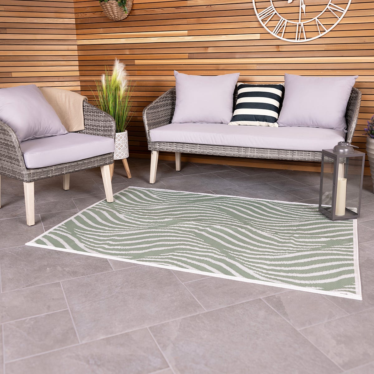 Wave Weatherproof Rug Green