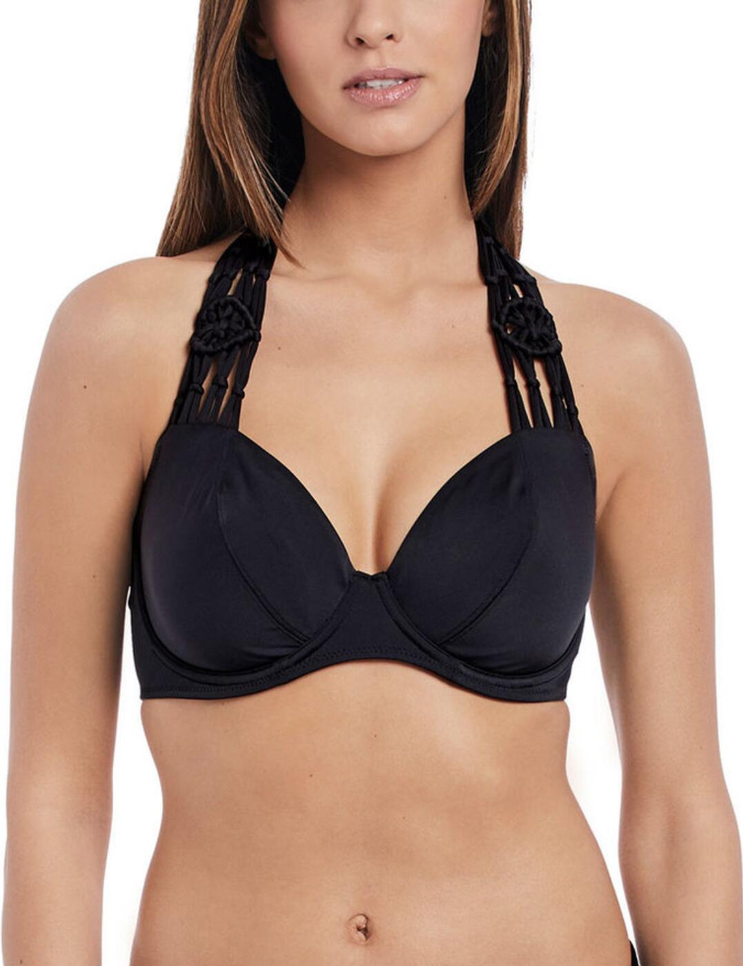 Look effortlessly fashionable in the timeless Macrame collection by Freya. This classic bikini top has a minimal design with an added macrame-style halter strap for a simple stylish detail. Lined cups create a smooth finish and underwiring offers added support. Pair with matching swimwear from the stylish Macrame collection by Freya.  Fashionable macrame detail Halterneck design Lined cups Underwired Secure clasp fastening Plunge neckline Country of origin: Tunisia Composition: 82% Polyamide &pipe; 18% Elastane Listed in UK sizes  59016-103613-1359828 4055 Halter Bikini Top