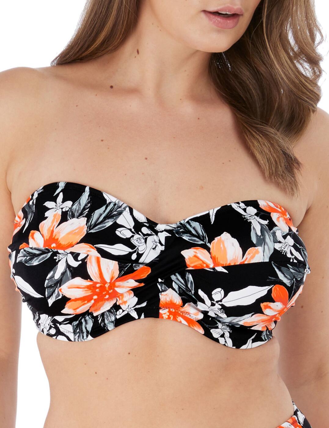 An adaptable piece for any occasion. Brought to you from the Port Maria collection by Fantasie. It features detachable, contrast print, halterneck scarf ties, this allows you to personalise the fit and the style of the piece whilst still ensuring your comfort. The bandeau styling has smooth upper cups so that it sits flat and secure against the skin. Concealed underwiring offers a discreet secure fit as well as a slight uplift. This is perfectly held by lightly padded cups, for comfort. The shaping of the piece ensures a rounded bust and flattering shape. Coupled with a twist front for a contouring detail. Lined wings ensure a heightened support. The piece is fastened in the rear with a classic plastic snap back clasp fastening.  Detachable scarf ties Halterneck Contrast print Bandeau Smooth upper cups Concealed underwiring Lightly padded cups Rounded bust Twist front detail Lined wings Plastic snap back clasp fastening Country of origin: Indonesia Composition: 83% Polyamide &pipe; 17% Elastane Listed in UK sizes  59037-103636-1360590 6892 Padded Bandeau Bikini Top