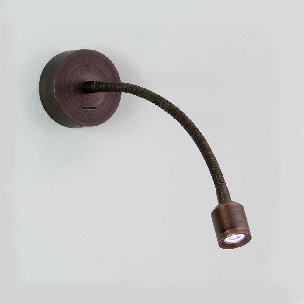 Fosso Switched Wall Light Bronze