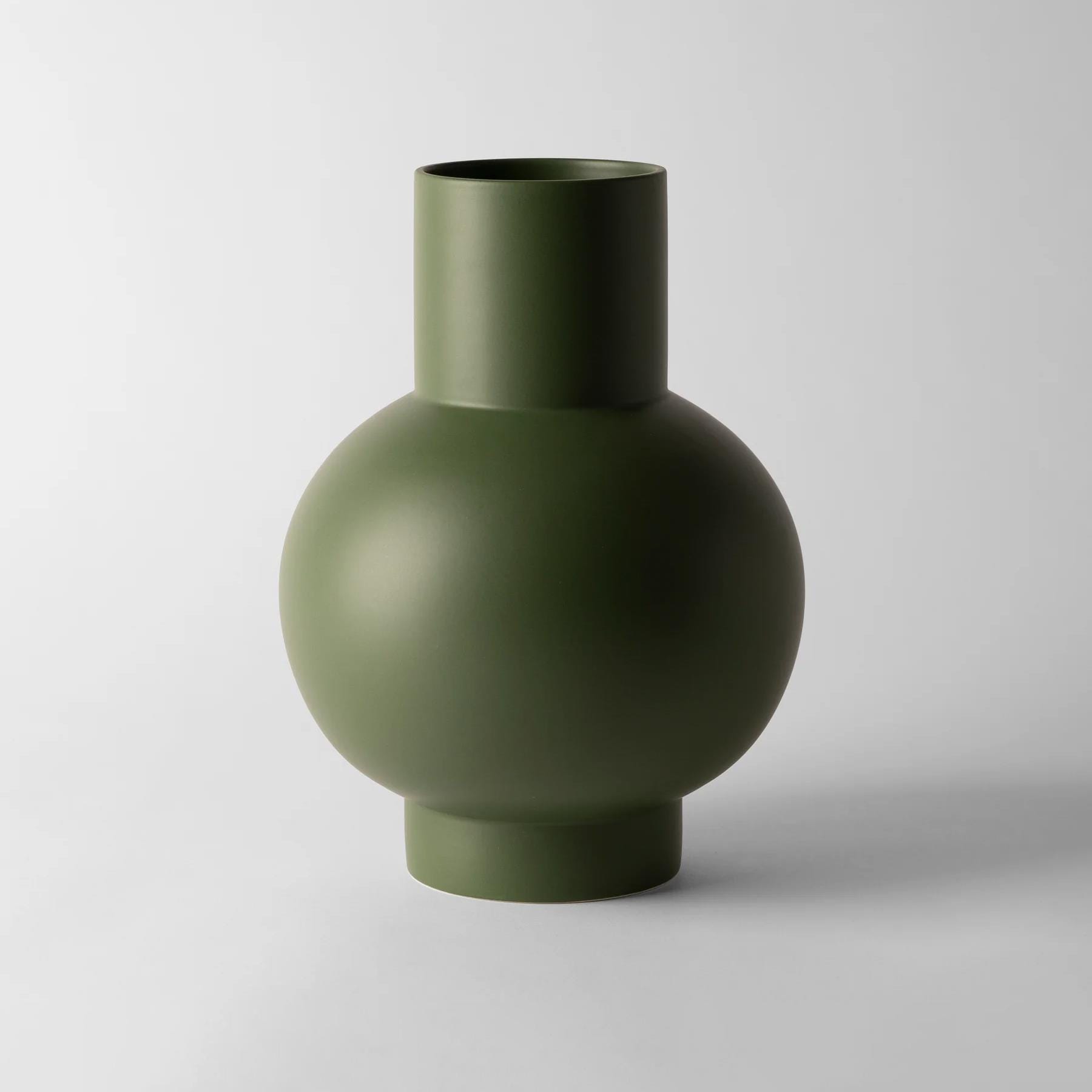 Strom Vase Deep Green Extra Large Earthenware Green