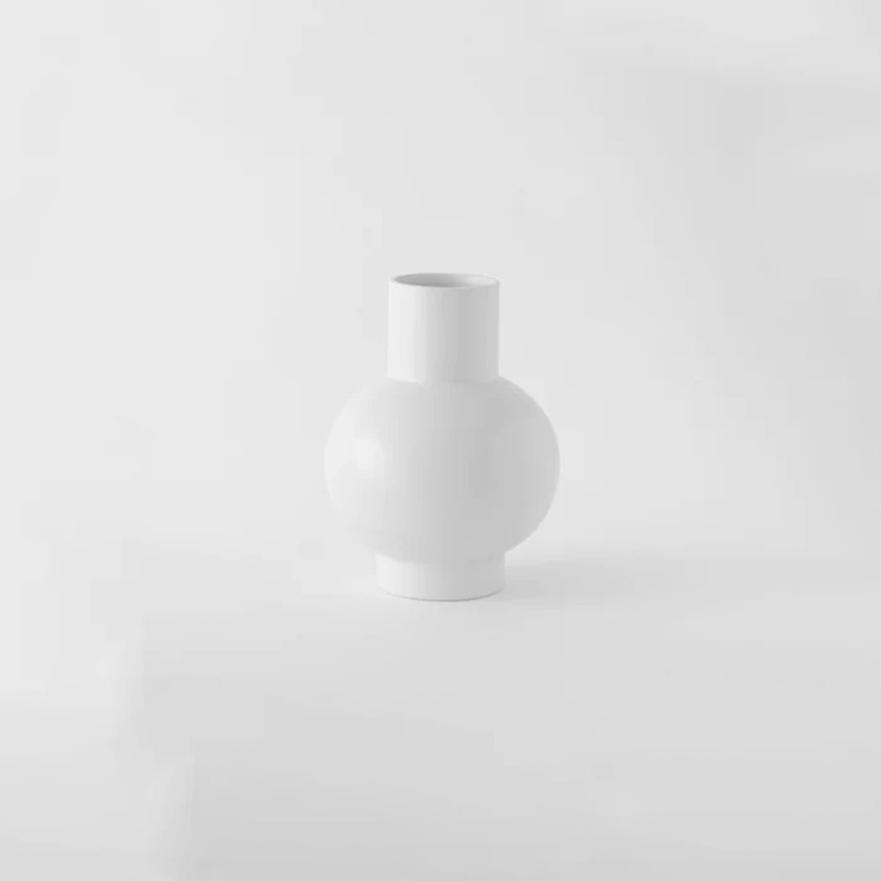 Strom Vase Vaporous Grey Small Earthenware Grey