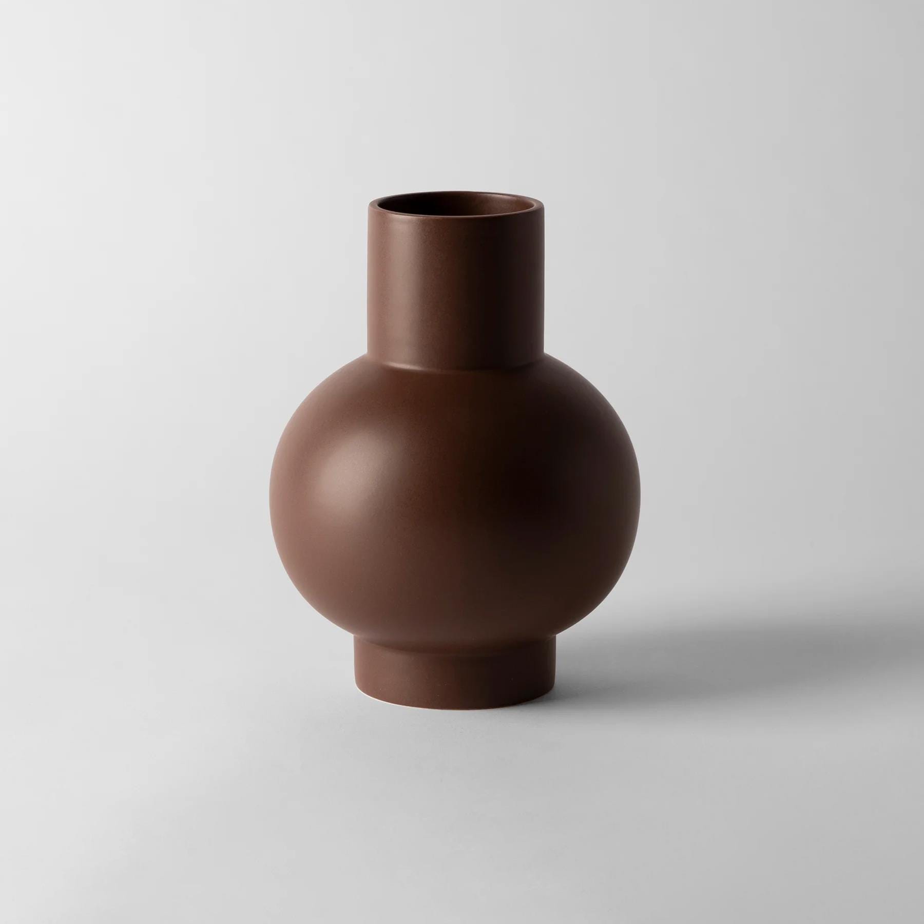 Strom Vase Chocolate Large Earthenware Brown