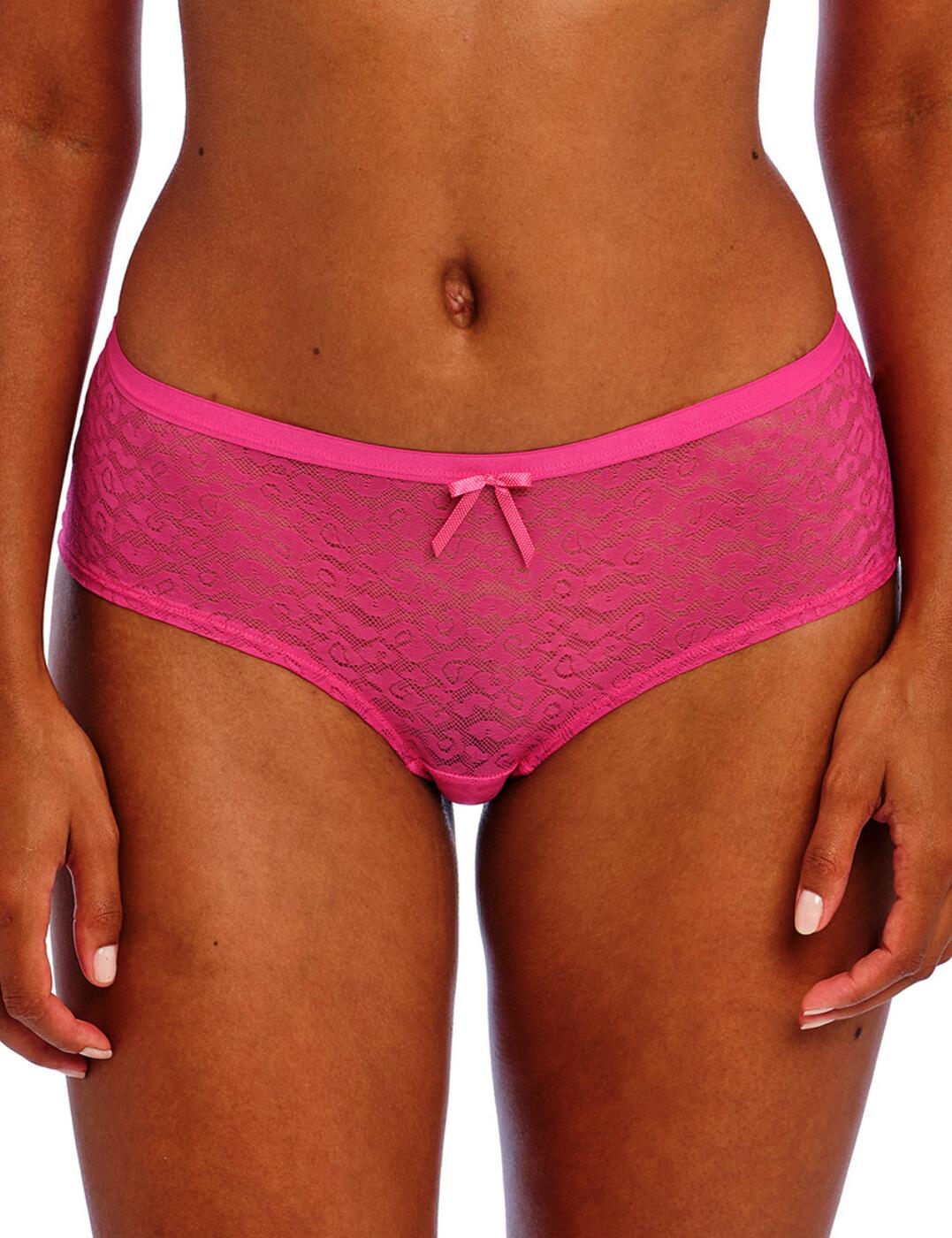 Step into flirty, feminine attire with these gorgeous shorts from the Freya Fancies collection by Freya! Beautiful stretch lace forms the main of these briefs, and crafts an effortlessly sensual aesthetic that looks and feels wonderful! The trendy shorts design offers a fabulously flattering fit that balances a low-rise waist and good rear coverage. A delicate bow in the centre front finishes off these briefs perfectly! Pair with a matching bra from the Freya Fancies collection for a chic and stylish ensemble!