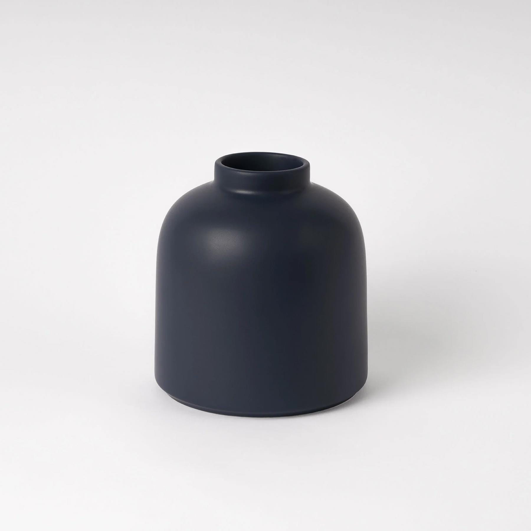 Raawii Omar Vase Dark Blue Earthenware