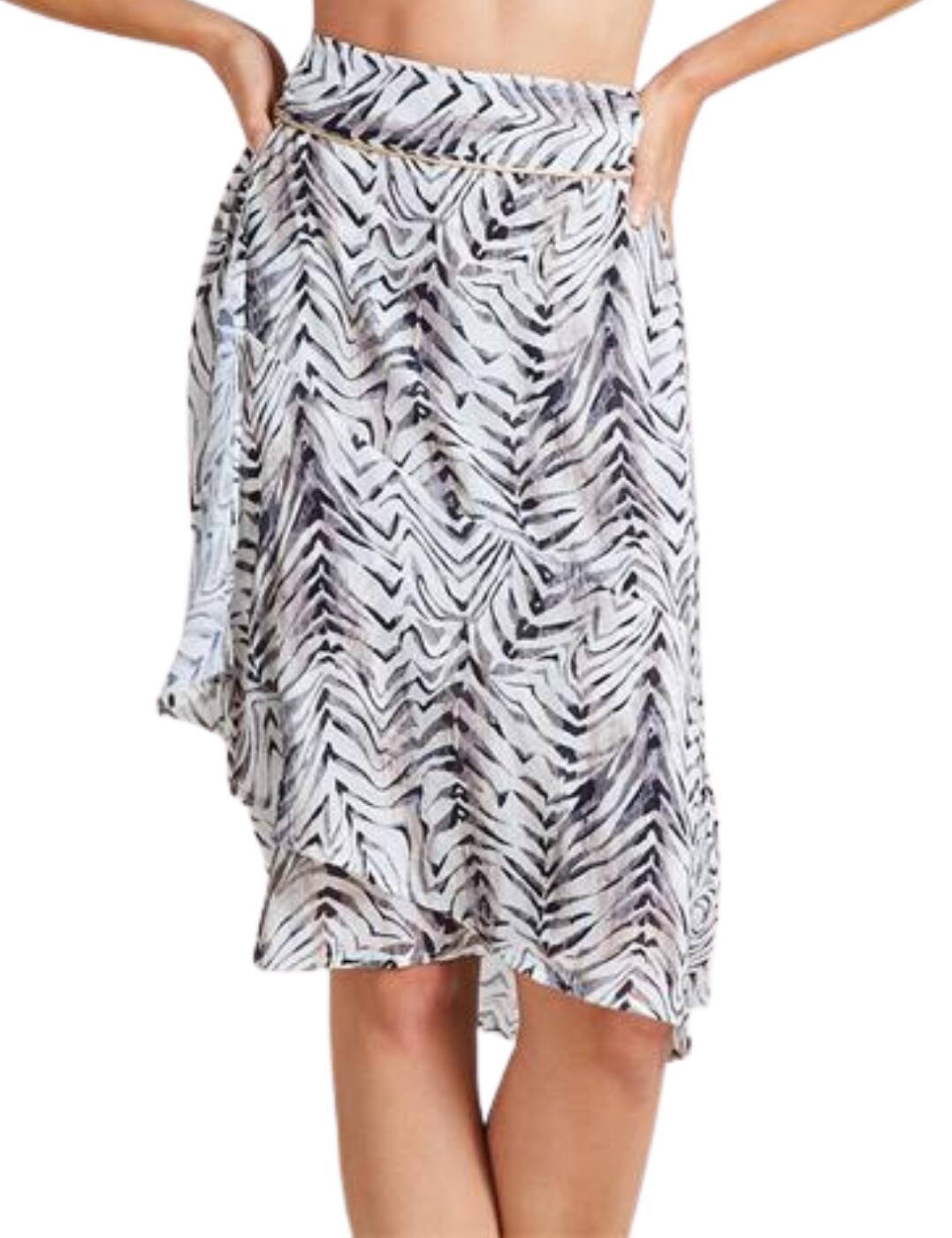 The Beach Paradise range by Aubade brings all the summery vibes with these chic beach cover-ups. This pareo is perfect for throwing on when you need a little more coverage but still keeps you looking and feeling incredible. The pareo is a skirt that sits around the knee and features wide ruffles throughout and a tie waist belt detail which creates a flattering silhouette. It is covered in an all-over elegant print that is created from lightweight and luxurious materials and the added touch of beautiful gold piping. Made to pair perfectly with any of Aubade's this season swimwear.  Pareo Chic beach cover-up Knee-length Wide ruffles around the bottom Tie waist belt All-over elegant print with luxurious gold piping Country of origin: China Composition: 100% Polyester Listed in UK sizes  56224-99844-1296008 IZ64  Pareo