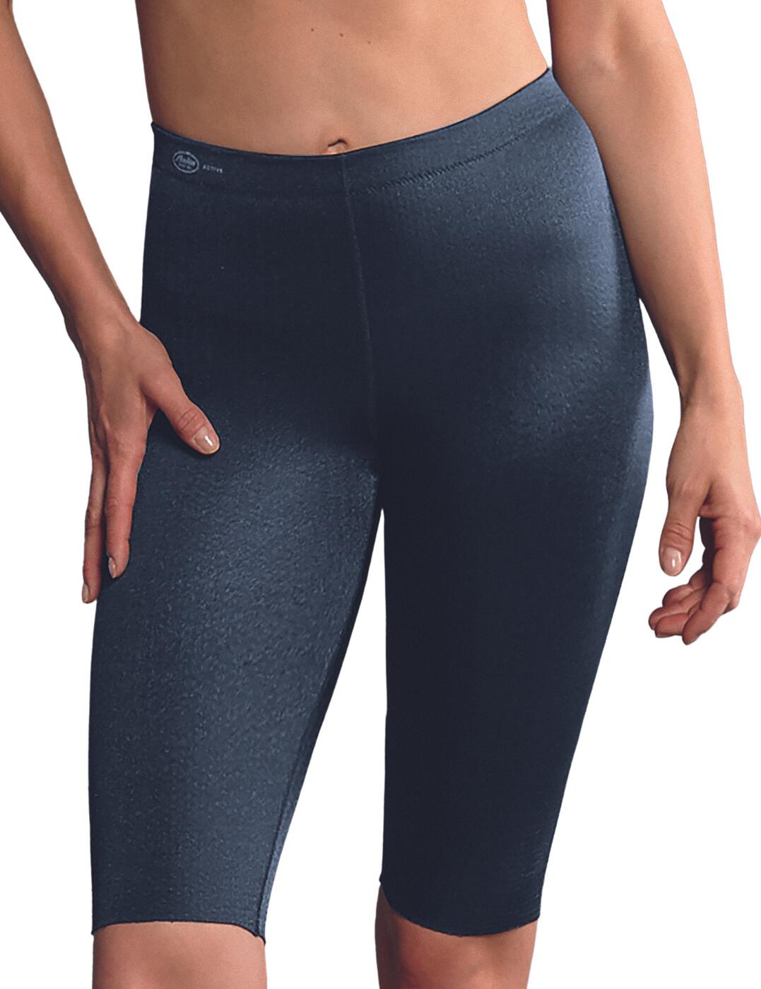 Stay as comfortable as possible while you push your body to its limits! These Anita Sports leggings are designed to not only provide support but to compress your muscles while you work out. The compression will relieve any muscle strain and help tone your thighs. The leggings cut at just above the knee, giving a shorter look. The stretch materials are quick-drying and breathable to keep your body temperature down while you run and exercise.  Long shorts Compression and toning Breathable and stretch materials Fast drying Stretch waistband Anita brand on waistband Composition: 71% Nylon &pipe; 29% Elastane Listed in UK sizes  51176-92409-1212726 1691 Short Length Leggings