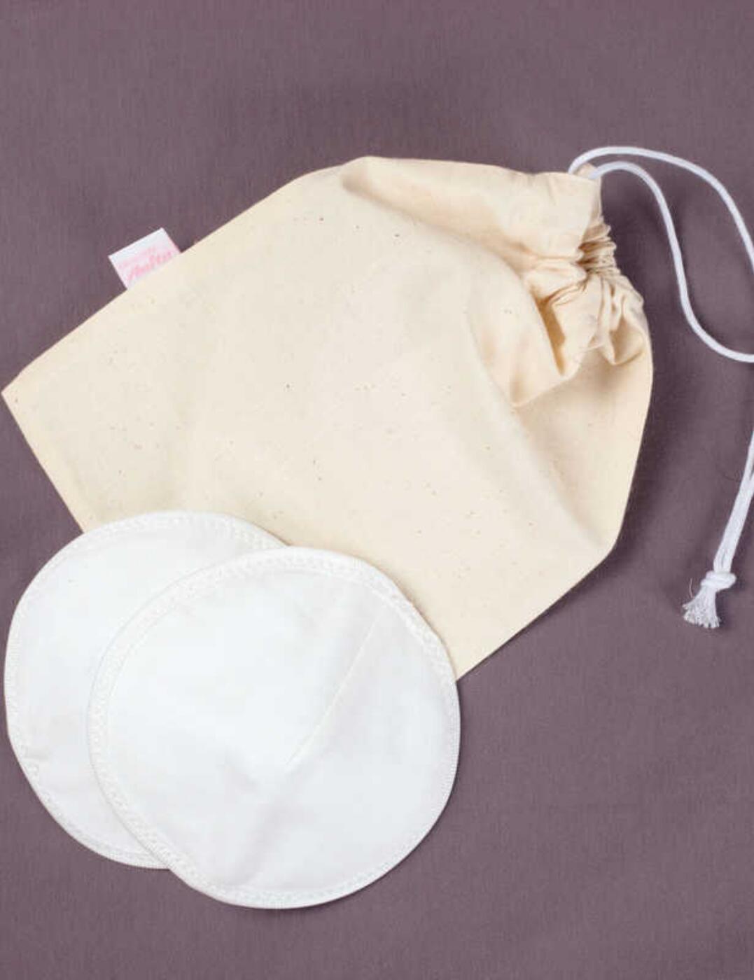 If you have an Anita nursing bra then you need these. Nursing pads leaving you feeling fresh and create a comfortable body temperature. The pads are 100% cotton and promote a hygienic feeling.  Nursing pads Fresh and comfortable feeling Creates a nice body temperature Hygiene feeling Composition: 100% Cotton One size  51194-92432-1212922 5006 Nursing Pads