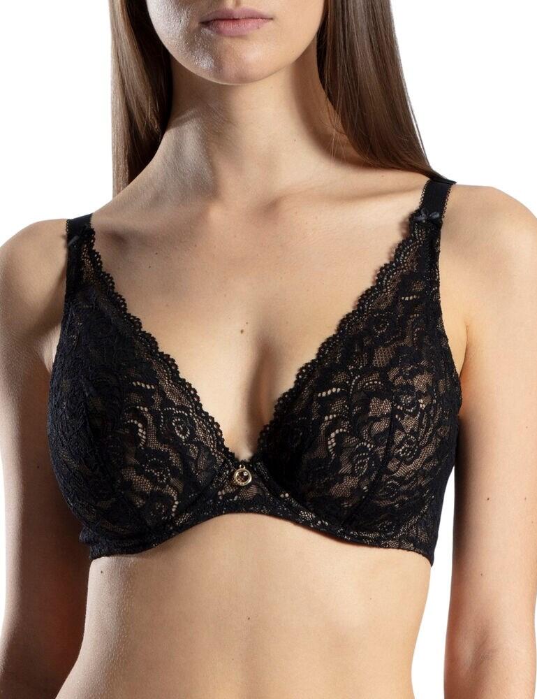 The Aubade Rosessence triangle plunge bra offers a beautiful and sensual way to indulge in luxury lingerie that will make you feel confident and beautiful. With intricate details, this glamorous bra is constructed with non-padded cups, underwire, adjustable straps and a hook and eye fastening. Its gorgeous lace and charm detail give it an elegant and exquisite look, while its scalloped edges complete the look with a hint of sophistication. Pair it with the matching lingerie available and you'll be ready to walk out your door, feeling as beautiful on the outside, as you do on the inside. Get ready to spoil yourself and fall in love with the Aubade Rosessence triangle plunge bra.  Elegant triangle plunge bra Non-padded cups Underwired Adjustable shoulder straps Hook and eye fastening Gorgeous lace details Charm detail in the centre Scalloped edges Matching lingerie available Country of origin: Tunisia Composition: Cup Lace: 82% Polyamide &pipe; 18% Elastane Composition: Lace Back: 82% Polyamide &pipe; 18% Elastane Composition: Middle Lace: 85% Polyamide &pipe; 15% Elastane Composition: Cup Lining: 100% Polyester Composition: Lining Back: 92% Polyamide &pipe; 8% Elastane Composition: Middle Lining: 100% Polyamide Listed in UK sizes  48640-88296-1169672 HK12-02 Triangle Bra