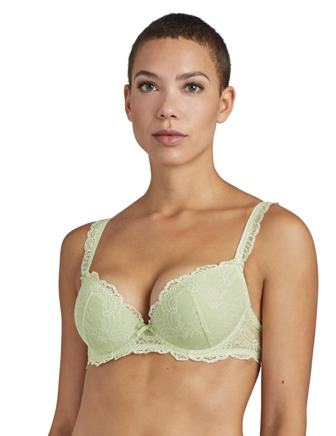 The Danse Des Sens collection combines delicate floral lace designs with Aubades classic sophisticated style. The lace scalloped trim embellished the straps, underband and across the cups for an ultra-feminine finish. This moulded plunge bra has push-up padding for a revealing sexy cleavage whilst the underwiring offers support. Complete your look with matching items available from the Danse Des Sens range by Aubade.  Feminine lace style Sexy plunge neckline Moulded push-up padding Underwired for support Adjustable straps for a unique fit Composition: 89% Polyamide &pipe; 11% Elastane Listed in UK sizes  48668-88346-1180120 OG08-N6 Moulded Plunge Bra